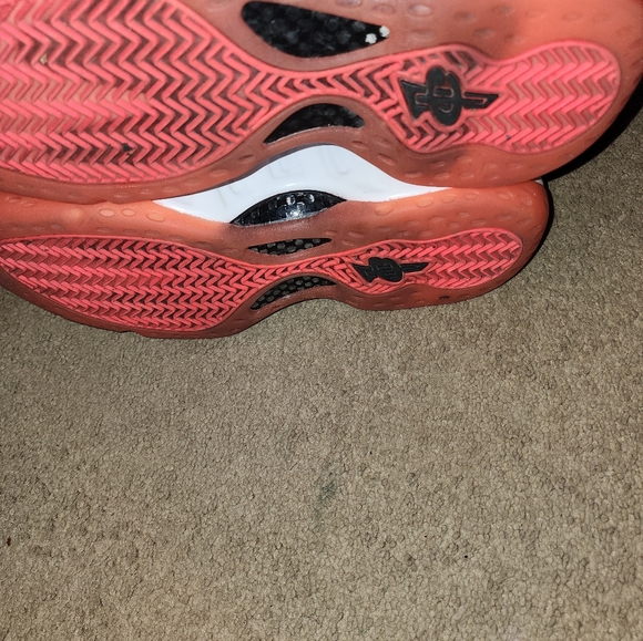 Nike Air Foamposite Thermal Map - Picture 4 of 5